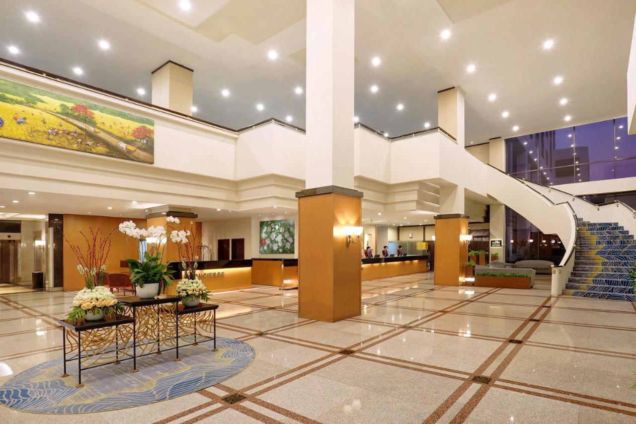 Artotel Gelora Senayan Jakarta Exterior photo